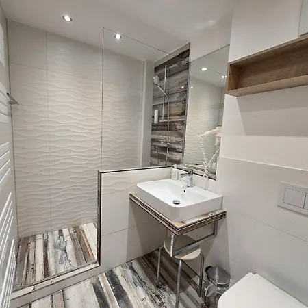 Duenenpark - Komfortplus Mit 1 Schlafzimmer Und Balkon Im Dachgeschoss 148 דירה